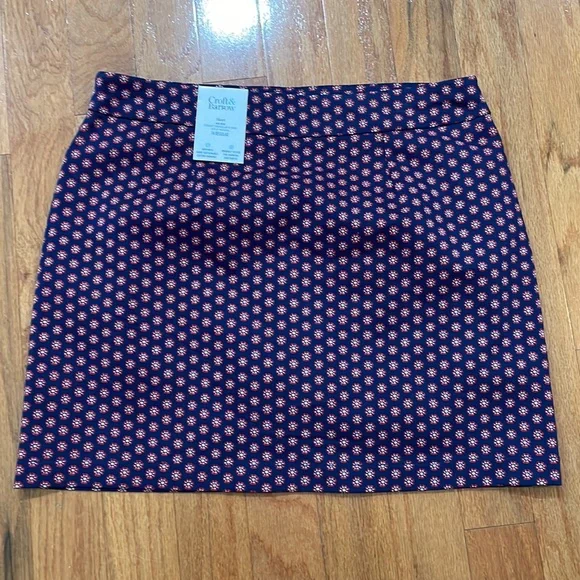 Croft & Barrow Women Skort Size 14 Regular Mid rise Blue White Red Pockets NWT - Picture 2 of 15